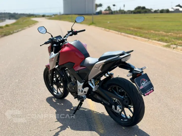 CB 300F TWISTER  ABS