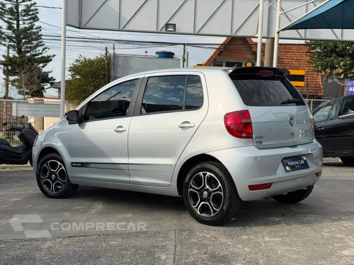 Fox SELEÇÃO 1.0 Total Flex 8V 5p