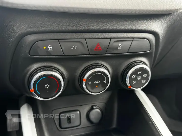 ONIX 1.0 Turbo Plus Premier