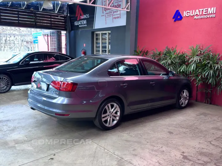 JETTA 2.0 TSI HIGHLINE 211CV GASOLINA 4P TIPTRONIC