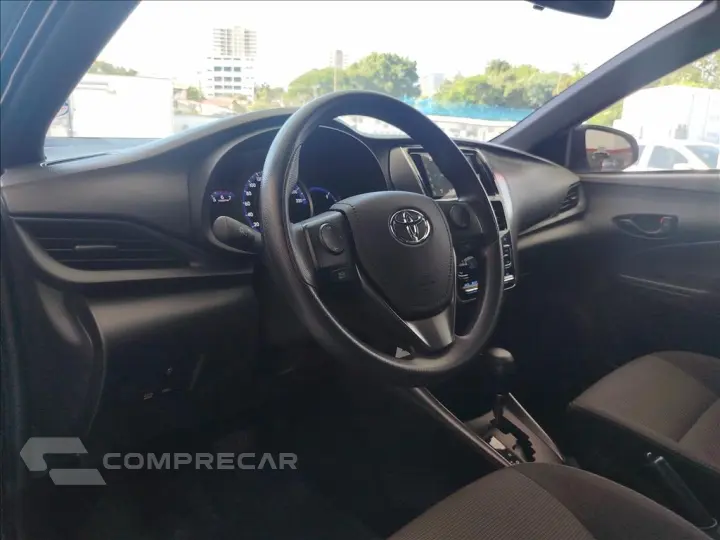YARIS 1.5 16V XL