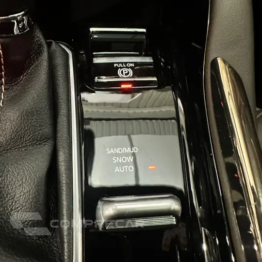 Commander Overl. 2.2 TD 4x4 Diesel Aut.