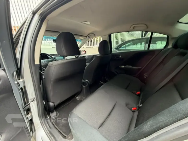 CITY Sedan LX 1.5 Flex 16V 4p Aut.