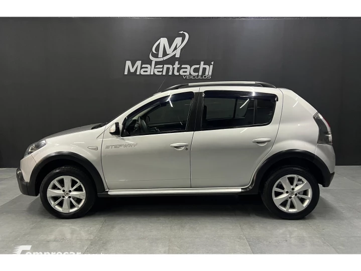 SANDERO 1.6 STEPWAY 16V FLEX 4P AUTOMÁTICO