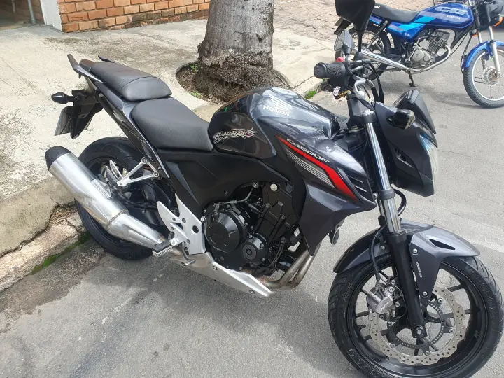 CB 500F