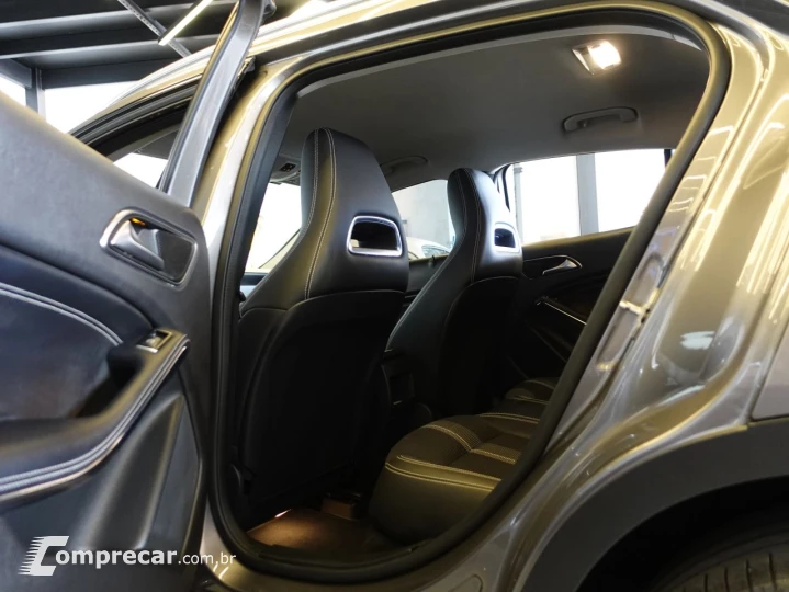 GLA 200 1.6 16V 4P FLEX CGI ADVANCE TURBO AUTOMÁTICO
