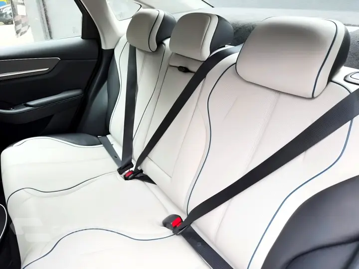 KING 1.5 DM-I PHEV GL AUTOMÁTICO