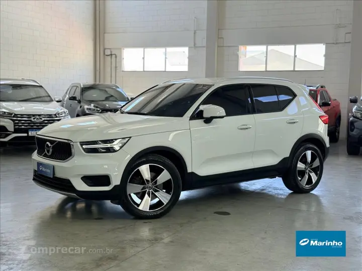 XC40 2.0 T5 GASOLINA MOMENTUM AWD GEARTRONIC