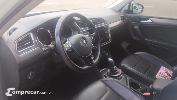 Tiguan Allspace 1.4 16V 4P TSI 250 FLEX TURBO COMFORTLINE AU