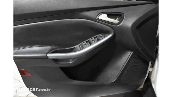 FOCUS SEDAN - 2.0 TITANIUM SEDAN 16V 4P AUTOMÁTICO