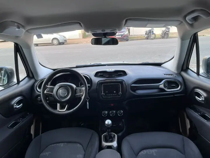 Renegade Sport 1.8 4x2 Flex 16V Mec.