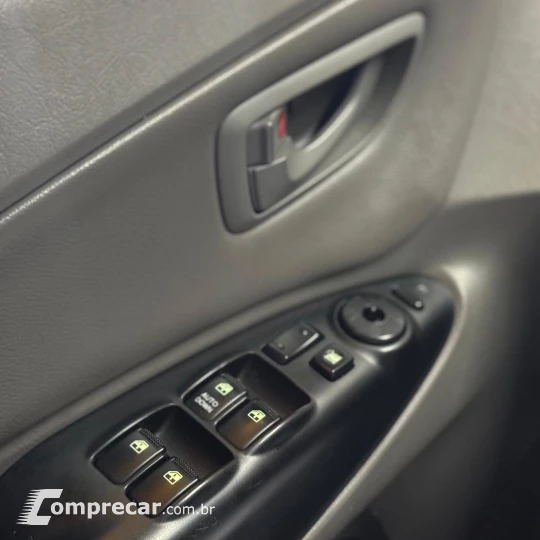 TUCSON 2.0 MPFI GLS 16V 143cv 2WD
