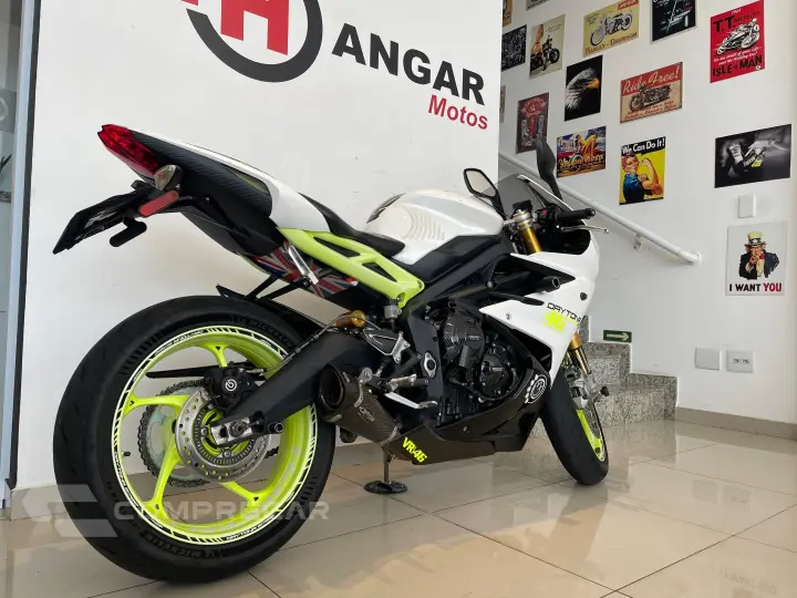 DAYTONA 675R