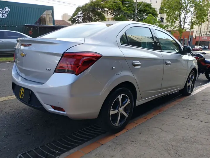 Prisma 1.4 4P LTZ  AUTOMÁTICO