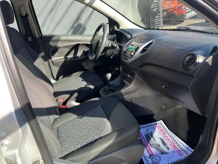 Ka 1.0 SE/SE Plus TiVCT Flex 5p