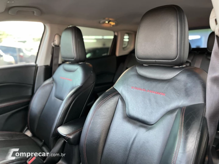 COMPASS 2.0 16V DIESEL TRAILHAWK 4X4 AUTOMÁTICO