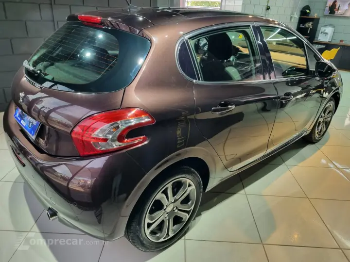 208 1.0 Turbo 200 Griffe