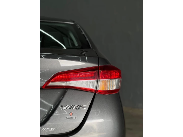 YARIS 1.5 16V FLEX SEDAN XL MULTIDRIVE