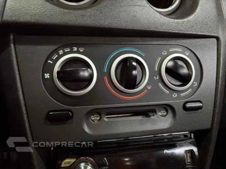 PRISMA 1.4 MPFI MAXX 8V FLEX 4P MANUAL