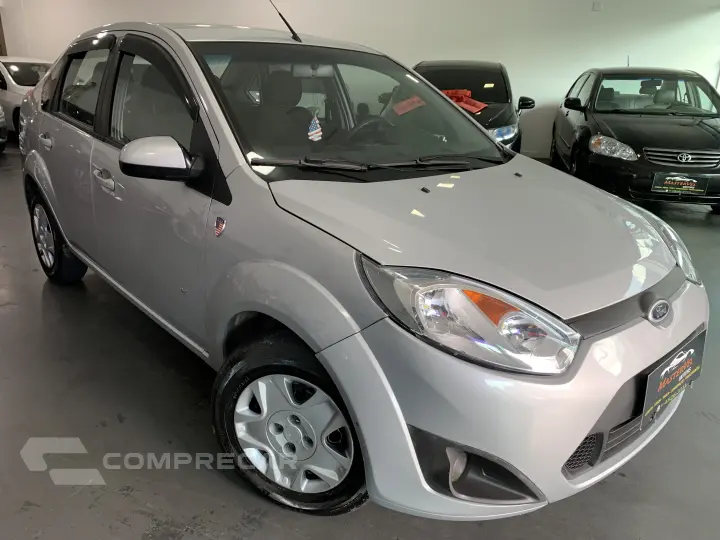 FIESTA 1.0 Rocam SE Sedan 8V