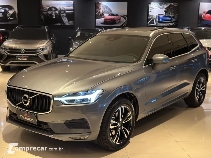 XC40 2.0 T5 Momentum AWD Geartronic