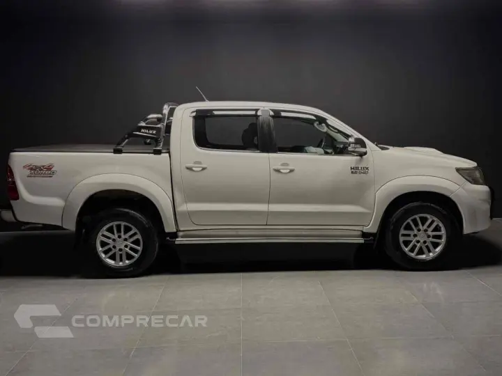 HILUX 3.0 SRV 4X4 CD 16V TURBO INTERCOOLER DIESEL 4P AUTOMÁT