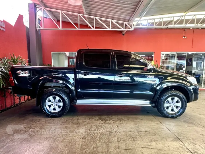 HILUX 3.0 SRV 4X4 CD 16V TURBO INTERCOOLER DIESEL 4P MANUAL