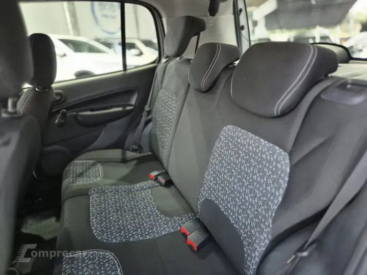 UNO ATTRACTIVE 1.0 Fire Flex 8V 5p