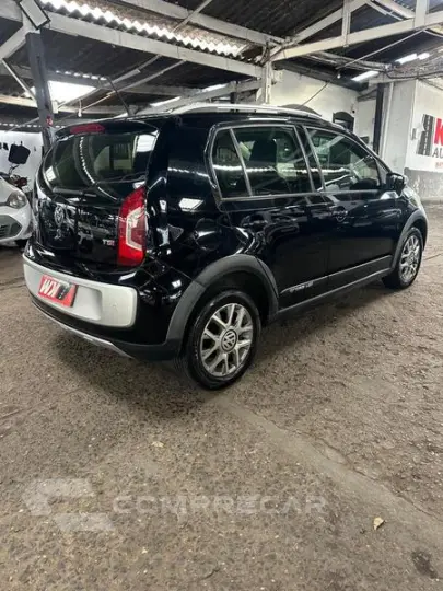 UP! CROSS 1.0 TSI TOTAL FLEX MEC. 4P