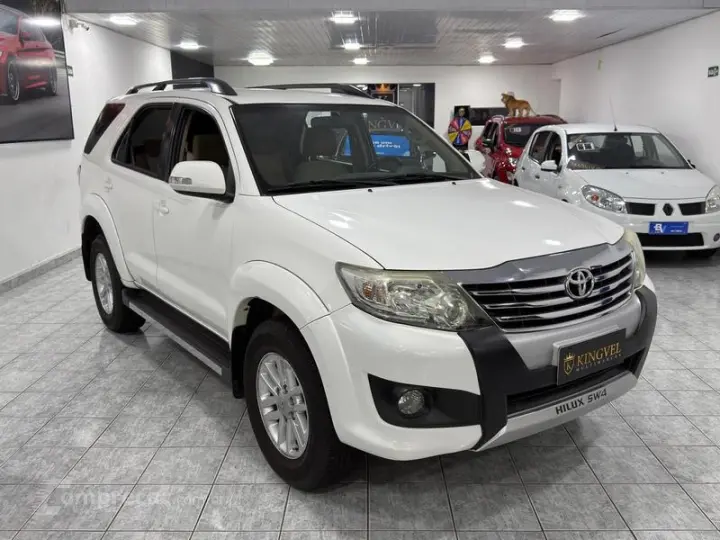 HILUX SW4 4X2SR