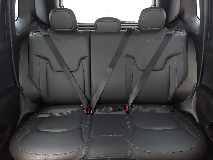 RENEGADE 1.3 T270 TURBO FLEX LONGITUDE AT6