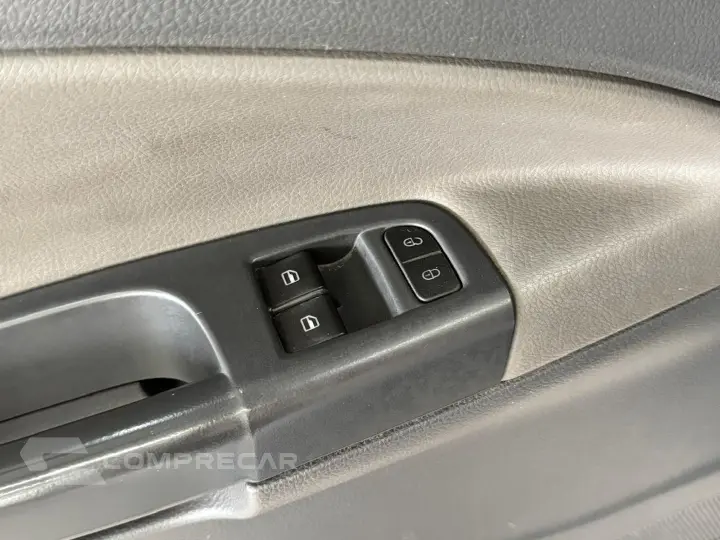 Saveiro 1.6 Cross Cd 16V Flex 2P Manual