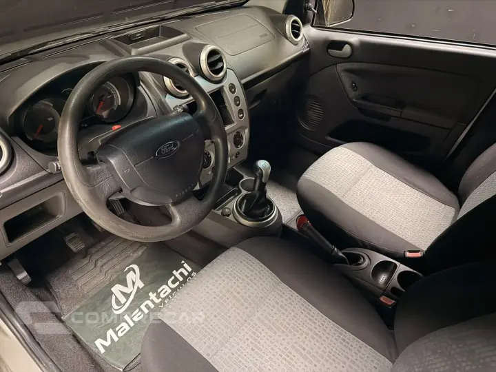 FIESTA 1.6 ROCAM SEDAN 8V FLEX 4P MANUAL