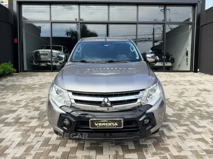L200 TRITON 2.4 16V Turbo Sport HPE TOP CD 4X4