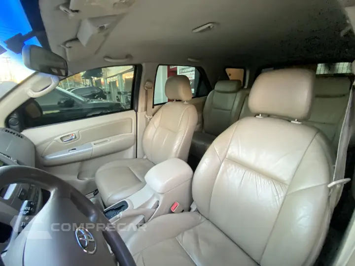 HILUX SW4 3.0 4X4 8V Turbo