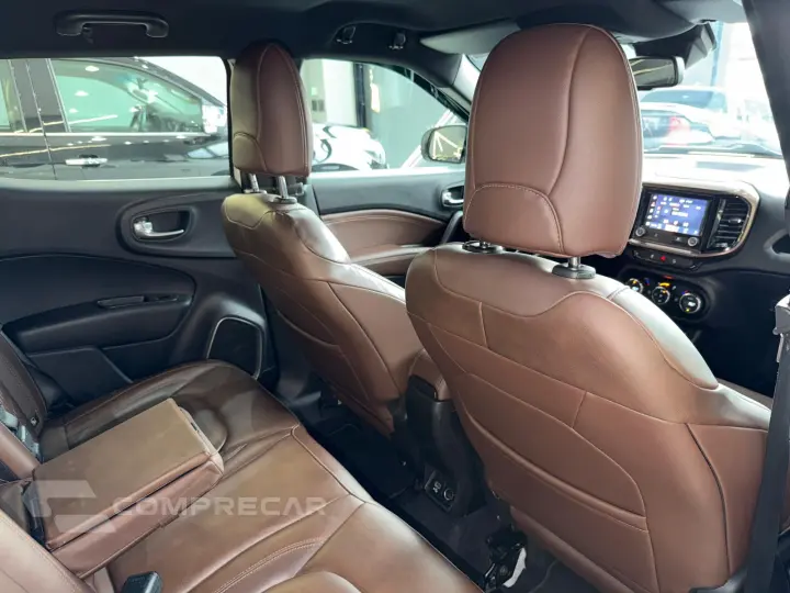 TORO 2.0 16V Turbo Ranch 4WD AT9