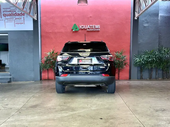 COMPASS 2.0 16V FLEX LONGITUDE AUTOMÁTICO