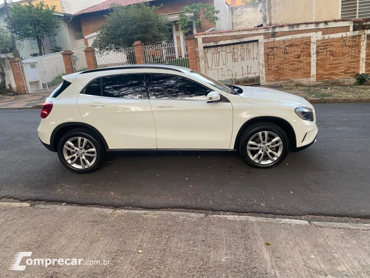 GLA 200 Style 1.6 TB 16V/Flex Aut.