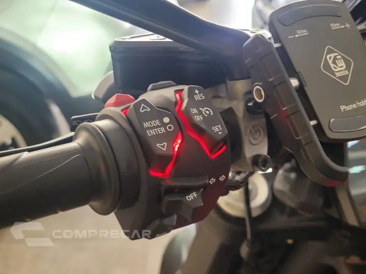 DIAVEL V4 1158