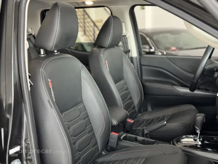 Frontier 2.3 16V PRO4X CABINE DUPLA 4X4 BI-TURBO DIESEL AUTO