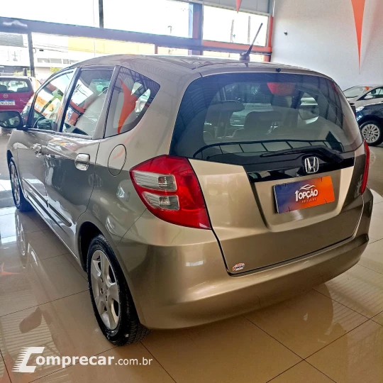 Fit LX 1.4/ 1.4 Flex 8V/16V 5p Mec.