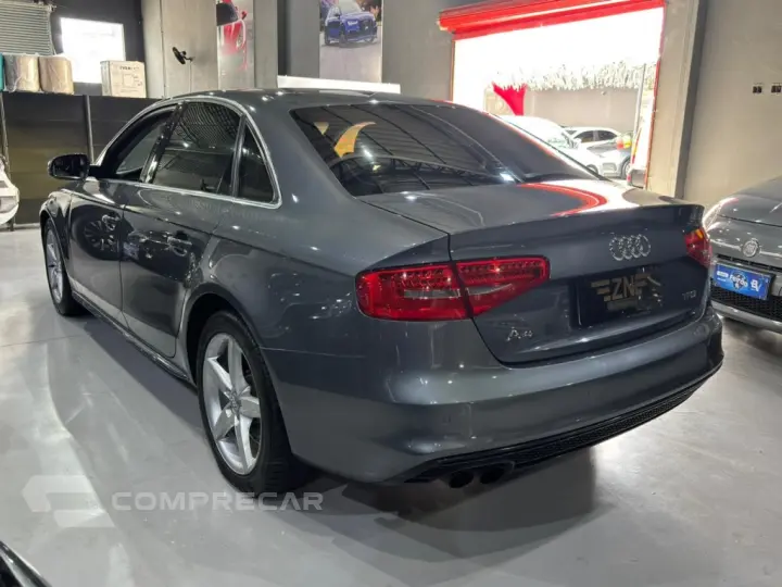 A4 2.0 TFSI AMBIENTE GASOLINA 4P S TRONIC