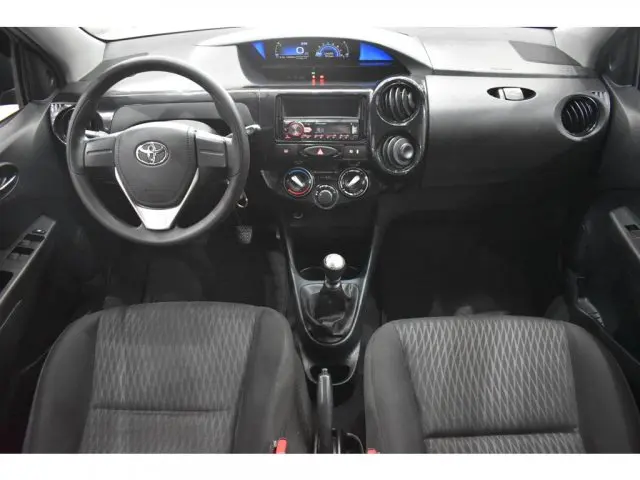 ETIOS HATCH - 1.3 X 16V 4P MANUAL