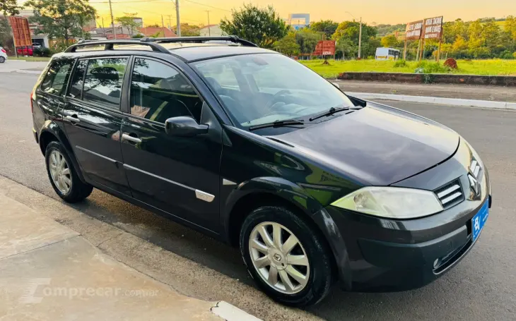 MEGANE 1.6 Dynamique Grand Tour 16V