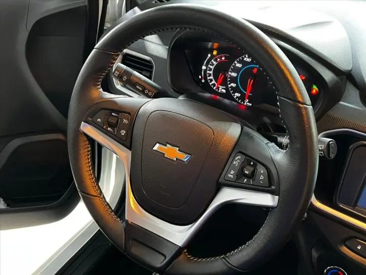 SPIN 1.8 PREMIER 8V FLEX 4P AUTOMÁTICO