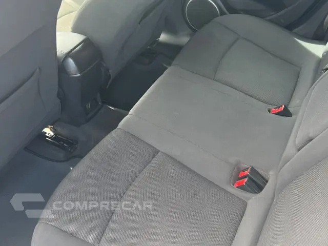 CRUZE HATCH - 1.8 LT SPORT6 16V 4P MANUAL