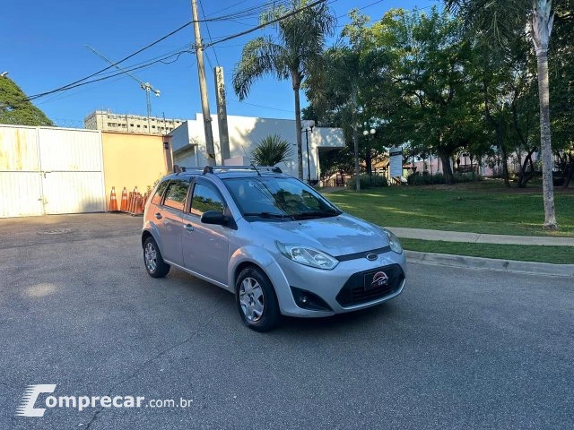 FIESTA HATCH - 1.6 ROCAM SE PLUS 8V 4P MANUAL