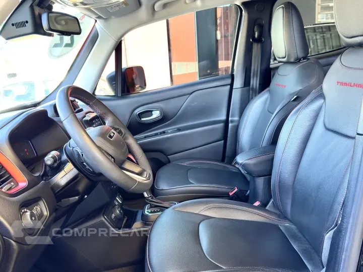 RENEGADE 1.3 T270 TURBO FLEX TRAILHAWK 4X4 AT9