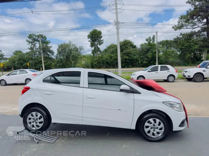 Onix Hatch 1.0 12V 4P FLEX LT