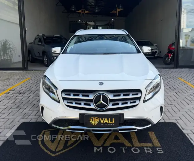 GLA 200 Advance 1.6/1.6 TB 16V Flex Aut.